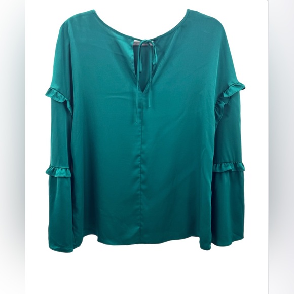 WORTHINGTON bold emerald ruffled sleeve - Picture 2 of 4